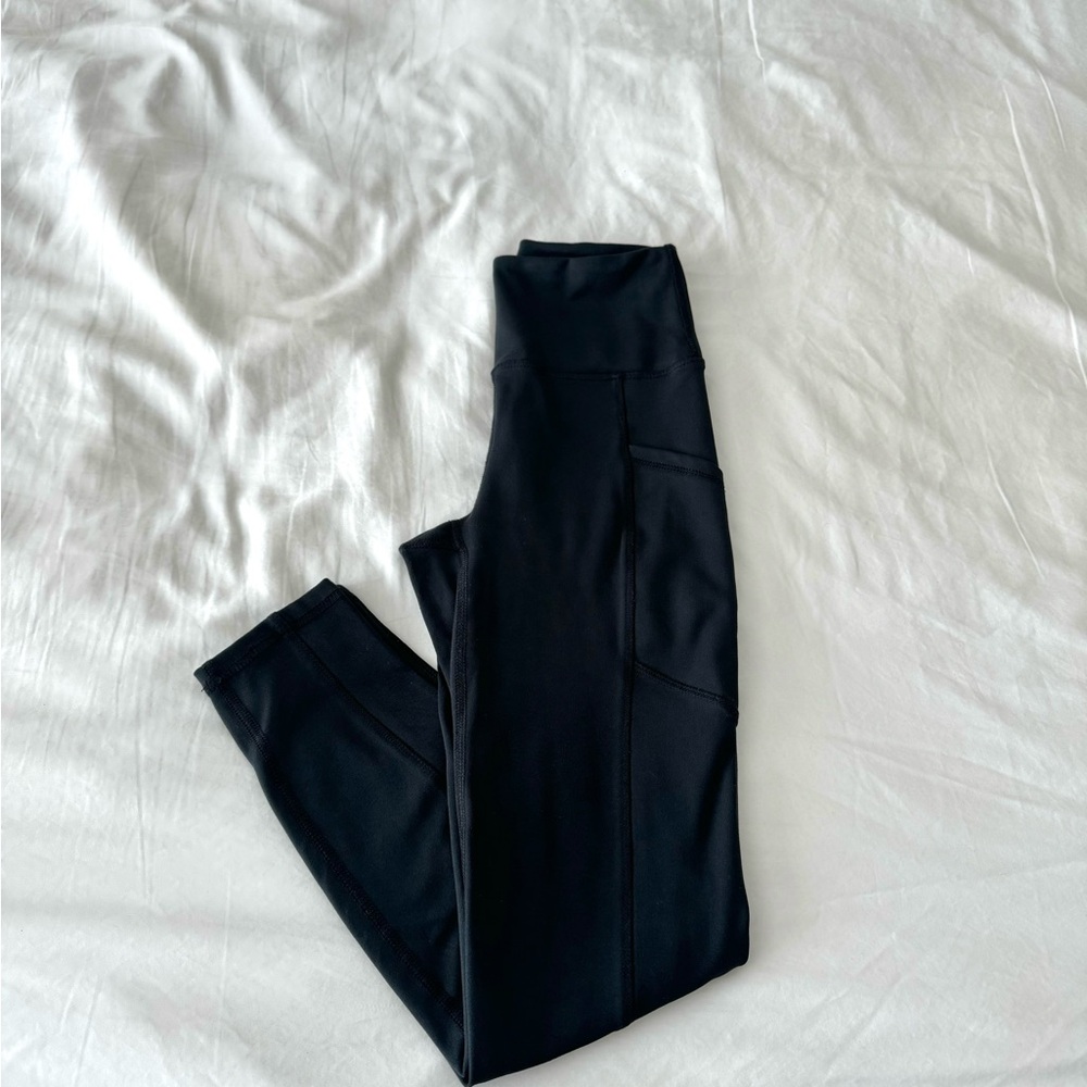 Black Easy Eclipse Side Pocket Ankle Leggings